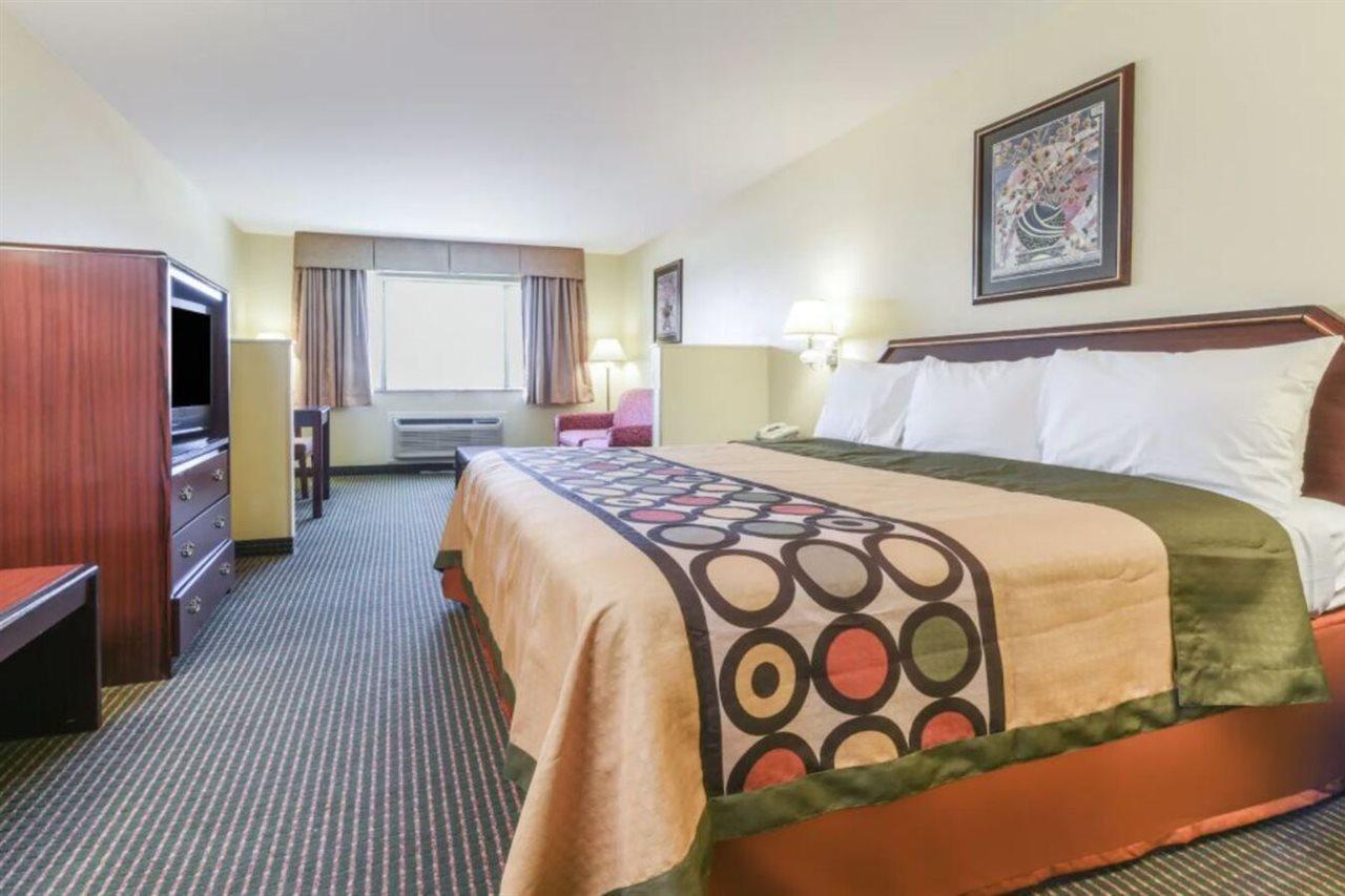 Super 8 By Wyndham Burleson Fort Worth Area Buitenkant foto